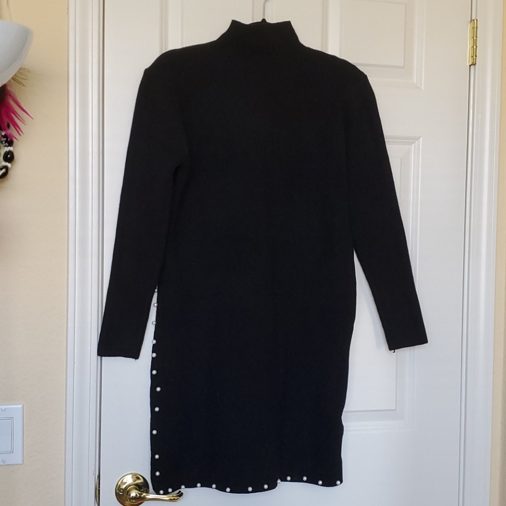 Medium black Turtle neck shirt dress